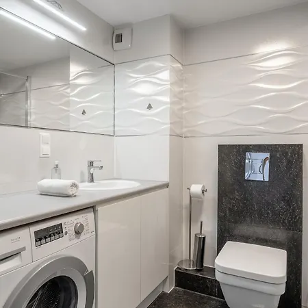 Rentplanet - Matejki Apartment